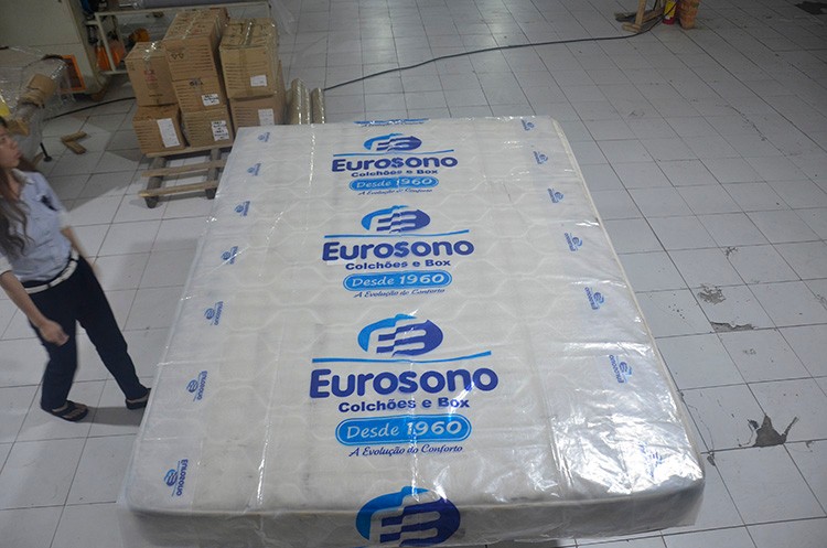 queen size mattress bag.jpg