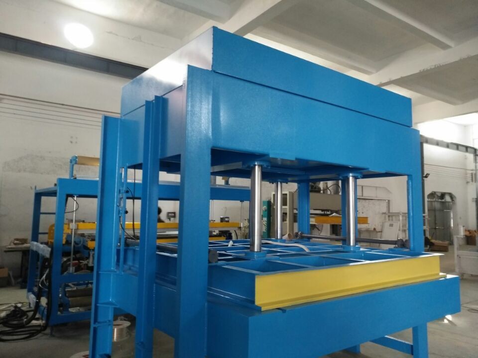 mattress multi-function packaging machine.jpg